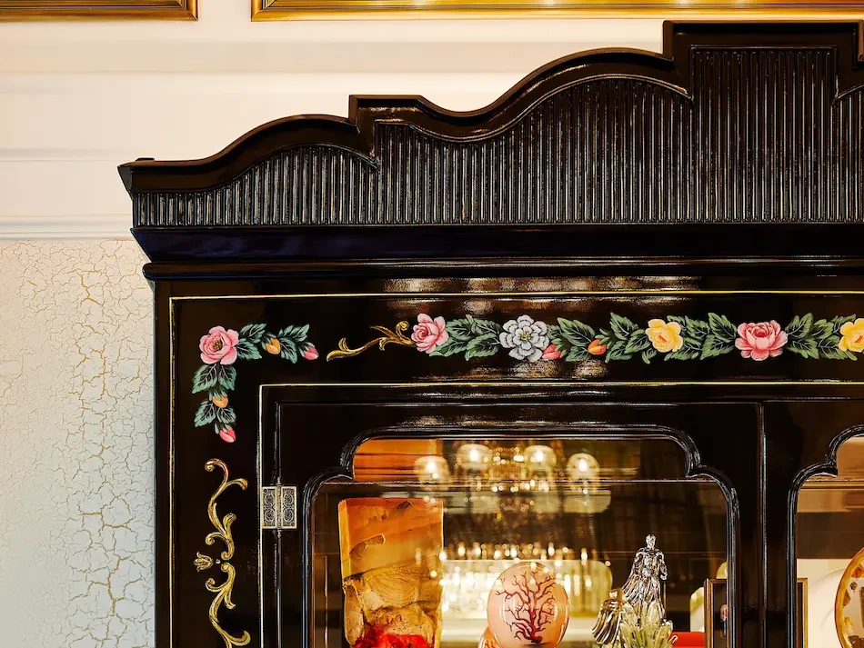 cabinet-feat.webp