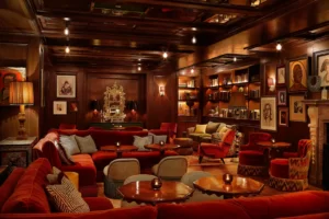 fifa_Seating_ThePortraitBar_William Abranowicz